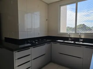ALUGA-SE: Amplo Apartamento Mobiliado com 3 Suítes no Edifício Renoir - foto 9
