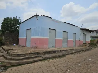VENDE-SE: Ponto Comercial de Esquina na Vila Ildemar - foto 2