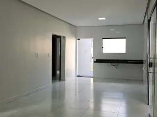 Excelente Casa com Acabamento Moderno no Bairro Bom Jardim - foto 7