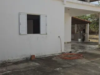 Casa com Amplo Terreno e Laje Pronta no Bairro Colina Park - foto 5