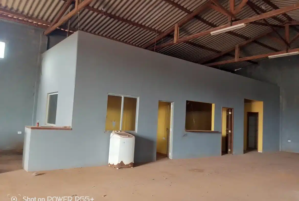 Aluga-se Galpão em  Açailândia MA Residencial Tropical –  500m²