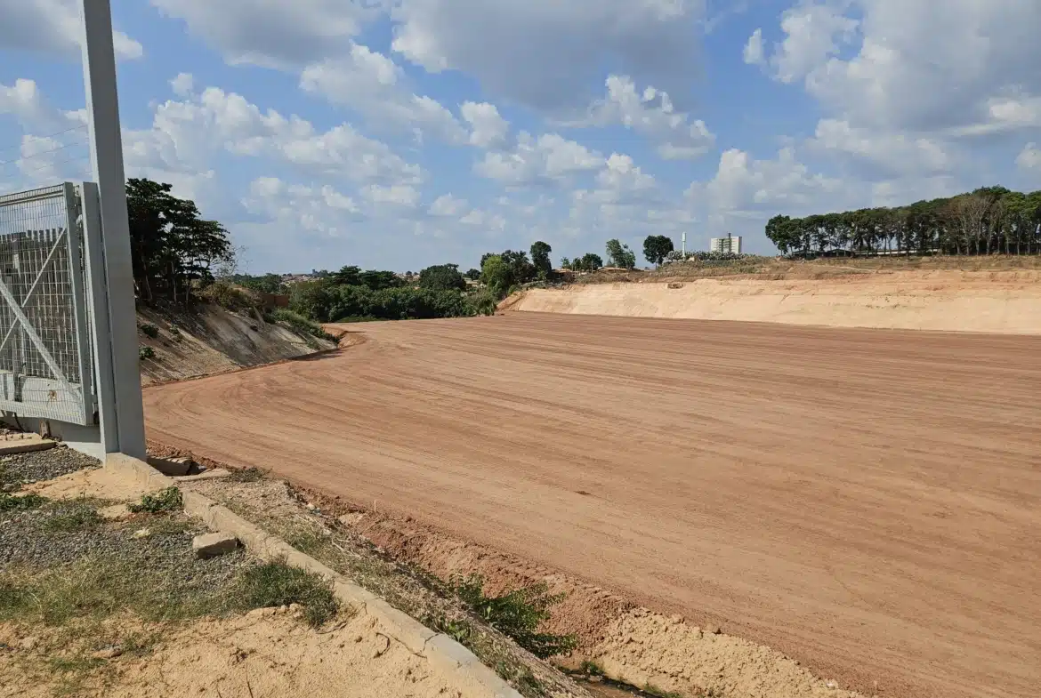 Terreno à Venda Margem da BR-222 – 23.800m² – Açailândia MA