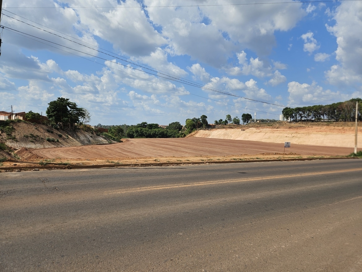 Terreno à Venda Margem da BR-222