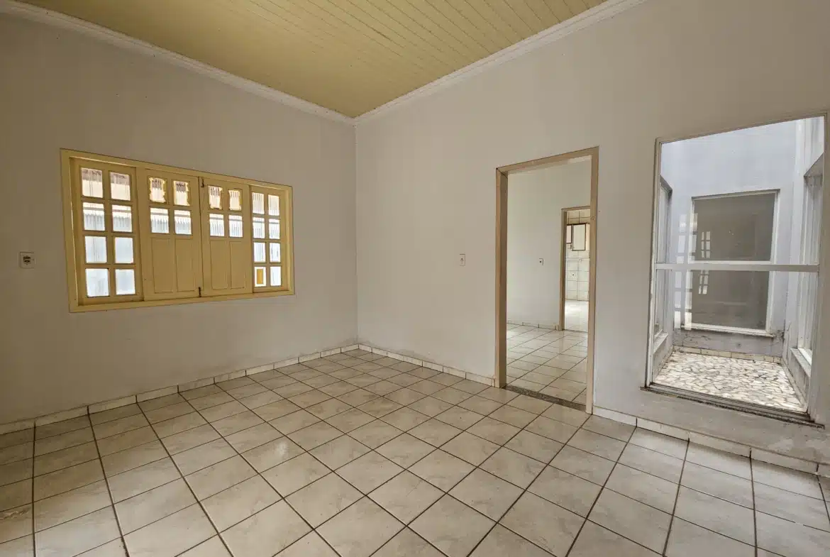 Casa com Piscina e Excelente Área de Lazer no Jardim América