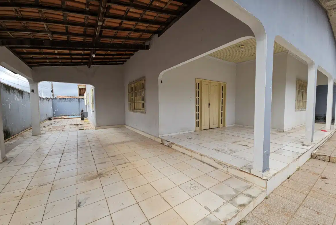 Casa com Piscina e Excelente Área de Lazer no Jardim América