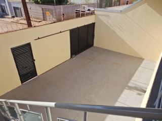 ALUGA-SE: Casa com 3 Quartos e Placa Solar no Jardim Glória 2