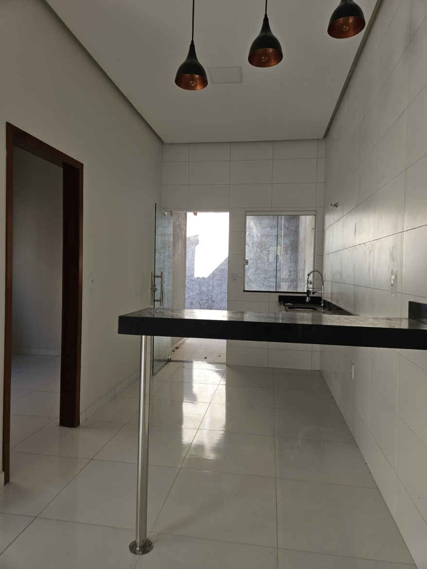 Casa Moderna com 2 Quartos e Suíte na Vila São Francisco