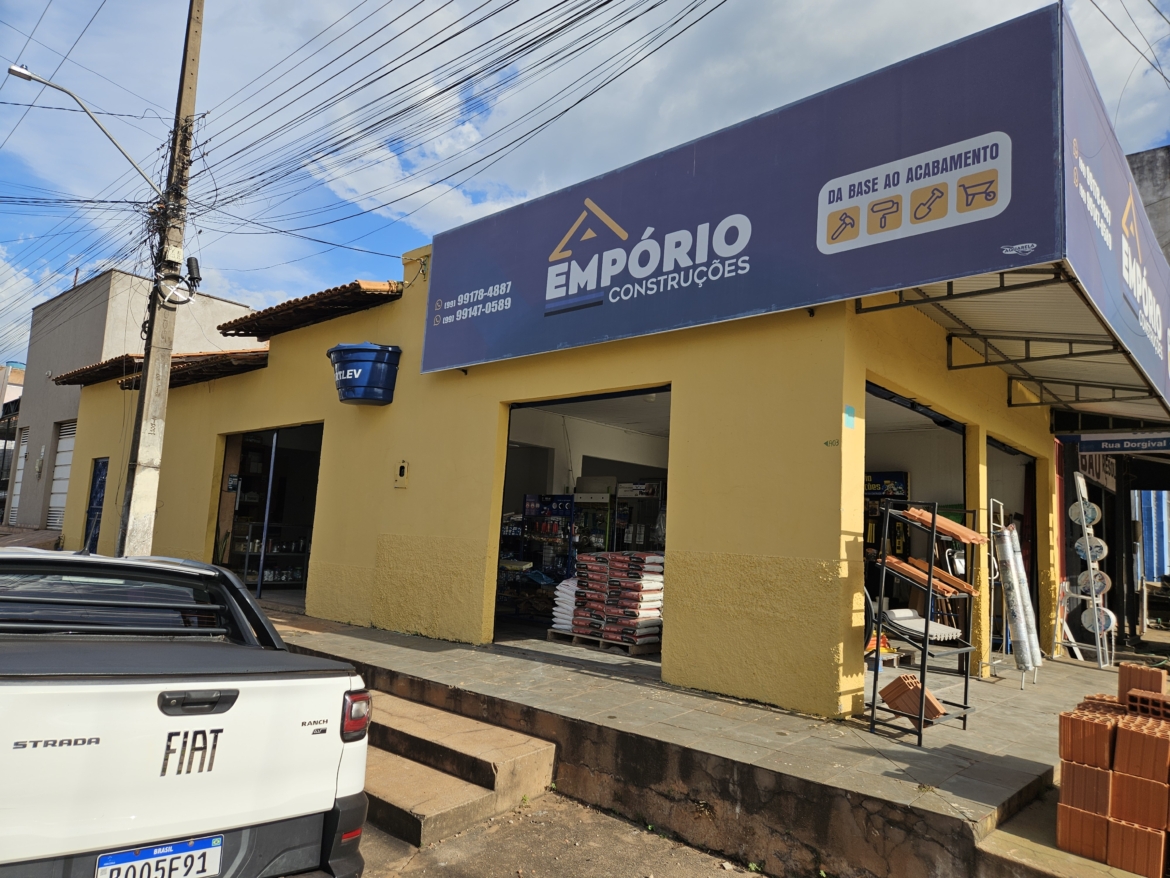 Excelente Ponto Comercial de Esquina à Venda no Bairro Centro Açailândia MA
